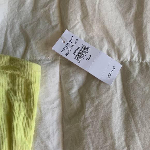 NWT Yellow Crop Top - Picture 2 of 4
